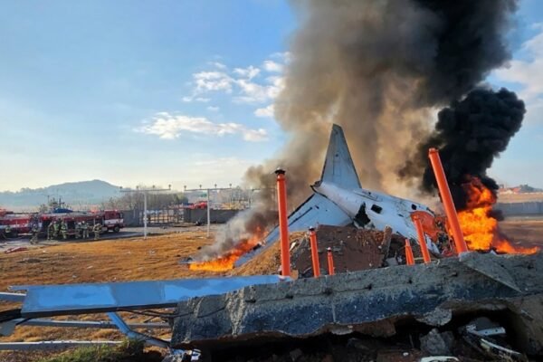 What we know about the South Korea plane crash that killed 179 people