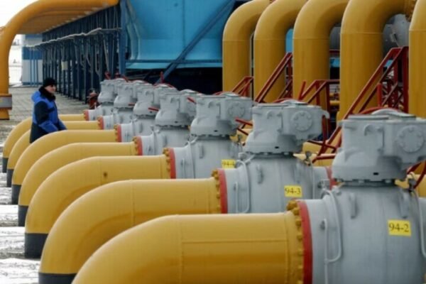 Russian gas era in Europe ends as Ukraine stops transit – World