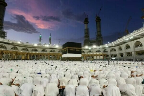 Pakistan, Saudi Arabia sign annual agreement for nearly 180,000 citizens to perform haj in 2025 – Pakistan