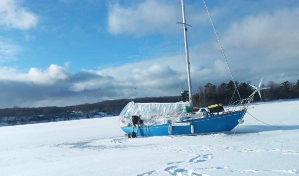 Lone sailor trapped in Georgian Bay ice sparks concern