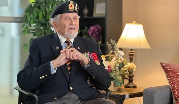 Veteran at Ottawa raising of Canada’s Maple Leaf flag 60 years ago pens heartfelt letter to it