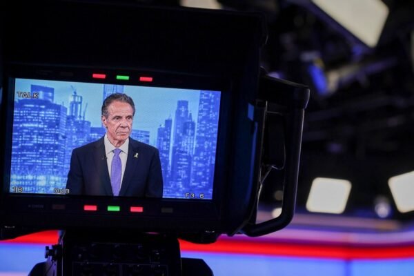 How opponents on the left are banding together to try to stop Andrew Cuomo in New York City