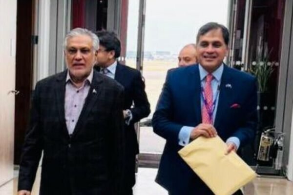 FM Dar arrives in UK ahead of engagements with British, Commonwealth leadership – World